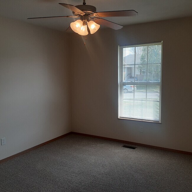 Foto del edificio - 325 S Casa Grande Ave