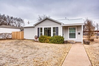 Building Photo - 2517 31st St