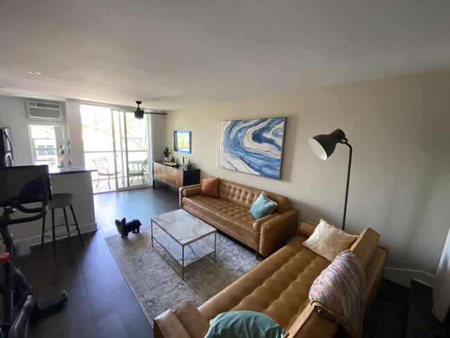 Foto del edificio - 3732 S Sepulveda Blvd