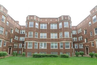 Building Photo - 6638 S Greenwood Ave