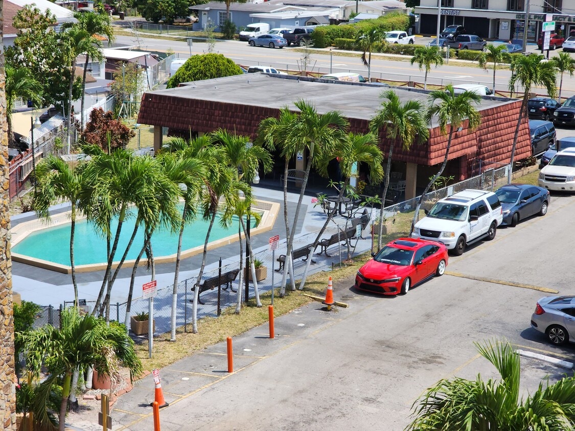 Foto del edificio - 6575 W 4th Ave