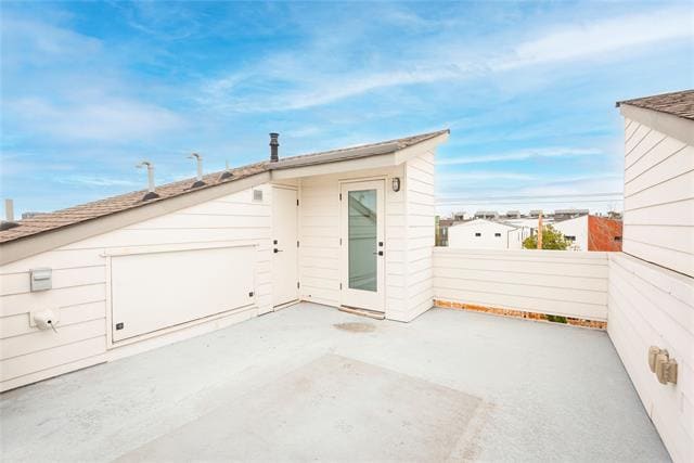 Building Photo - 1901 N Carroll Ave