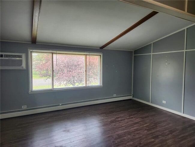 Foto del edificio - 255 6th Ave NE