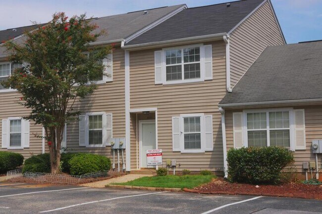 Foto del edificio - 4715 Brookwood Dr