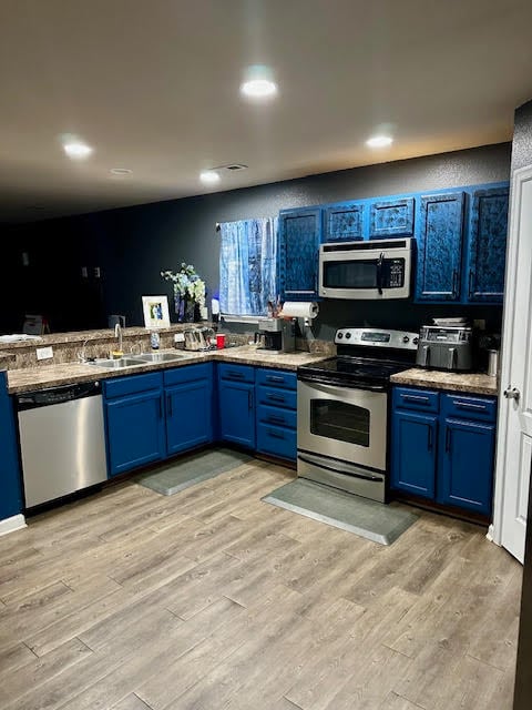 Building Photo - 116 Truxton Ave