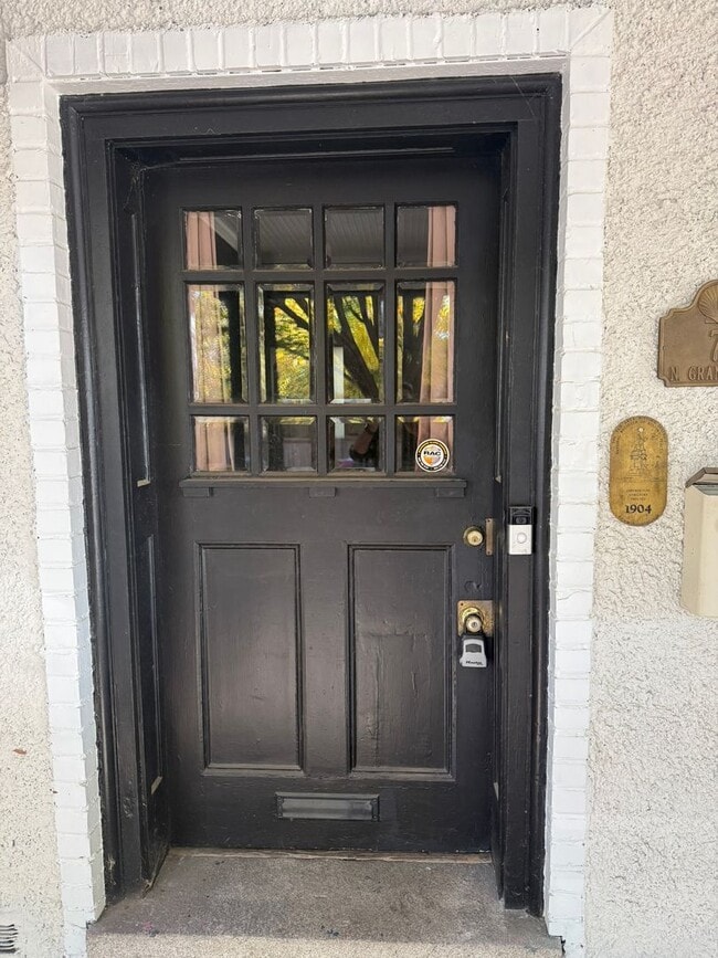 Photo - 3 Bedroom 1.5 bath Fan home for rent