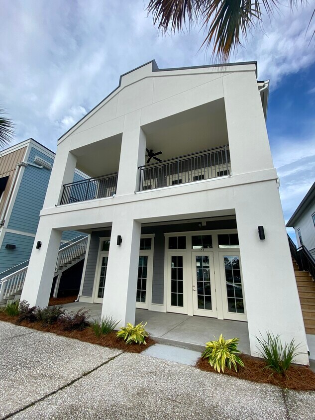 158 State St Unit B, Bluffton, SC 29910 Apartments in Bluffton, SC