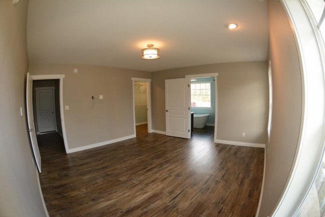 Building Photo - 36 Perfect Ending St