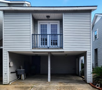 Building Photo - 732 Marina Dr