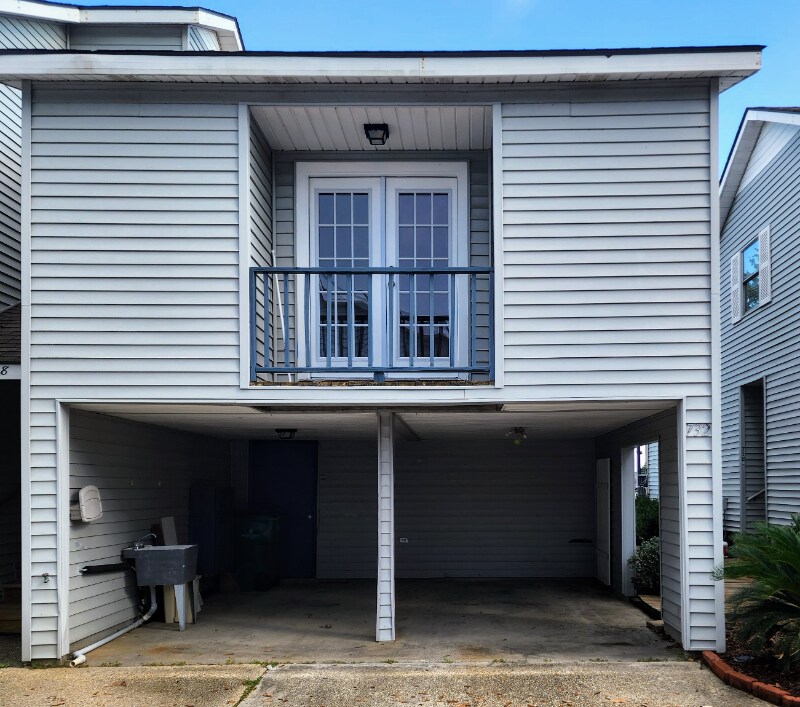 Foto principal - 732 Marina Dr