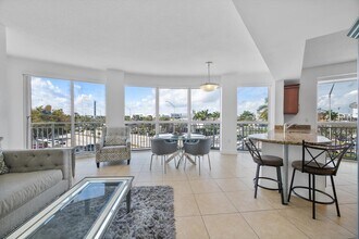 Building Photo - 7270 SW 88th St