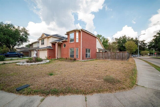Building Photo - 16355 Flint Run Way