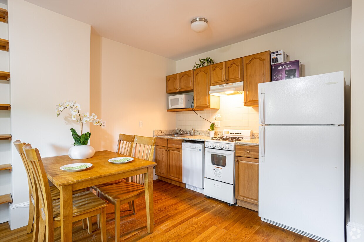 Foto principal - Cogswell Avenue