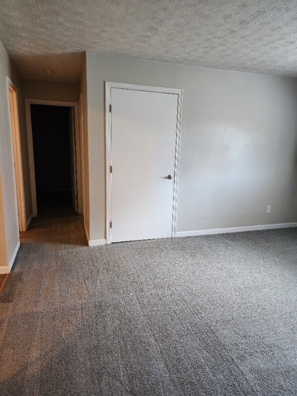 Foto del edificio - 7300 Sunset Strip Ave NW