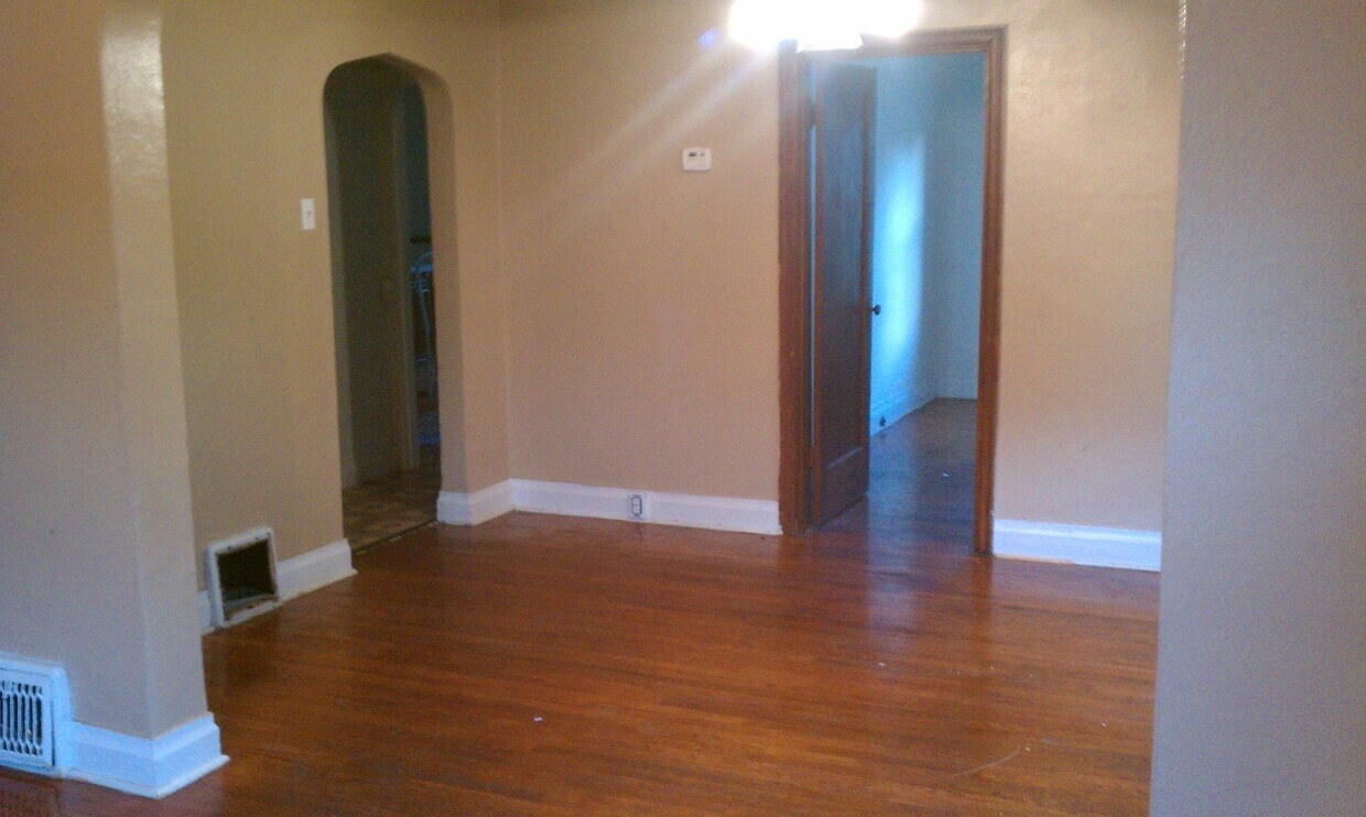 Foto del edificio - $1195.00/ 2br - 2 Bedroom Home in Jennings...