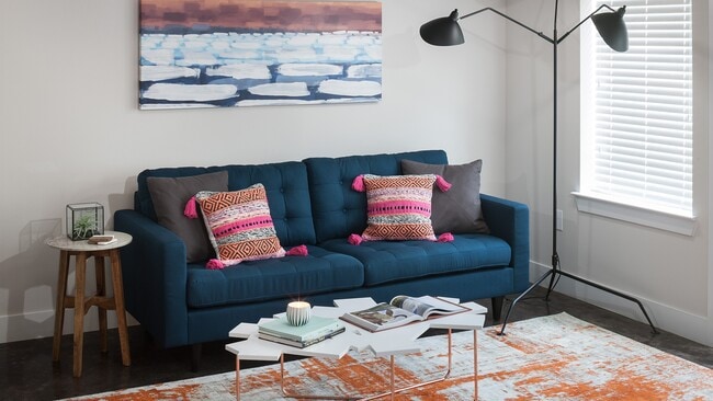 Interior Photo - Larq Henderson