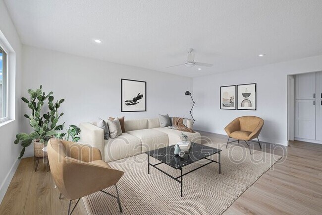 Foto del edificio - 2193 Maple Ave