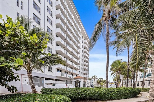 Foto del edificio - 9195 Collins Ave