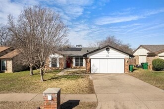 Building Photo - 5701 Whitley Rd