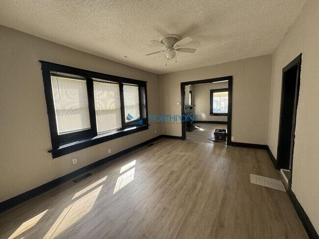 Building Photo - 4007 Bellefontaine Ave