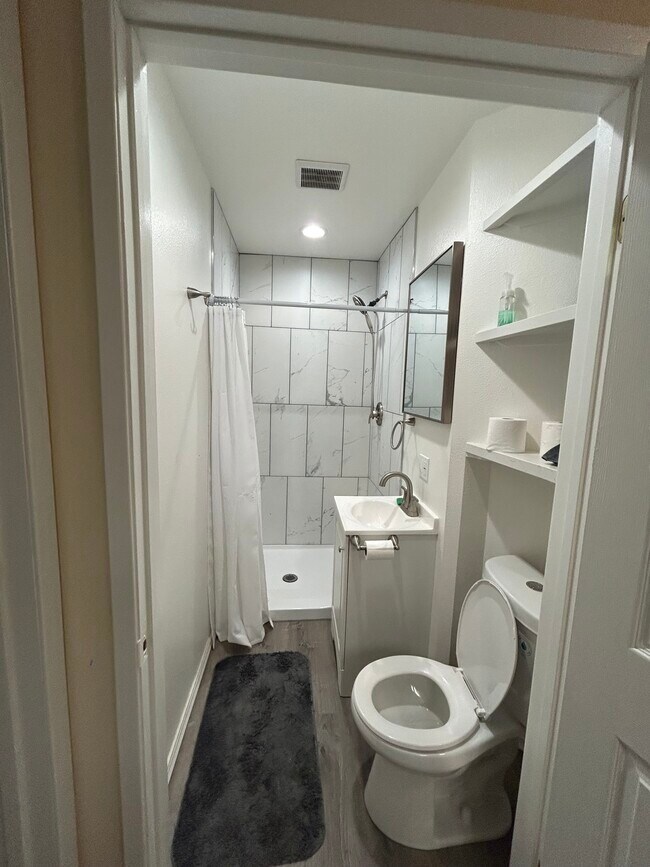 Foto del edificio - 3773 Walnut Ave