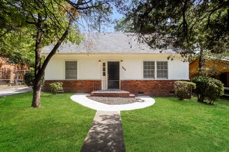 Building Photo - 5618 Middleton Ct