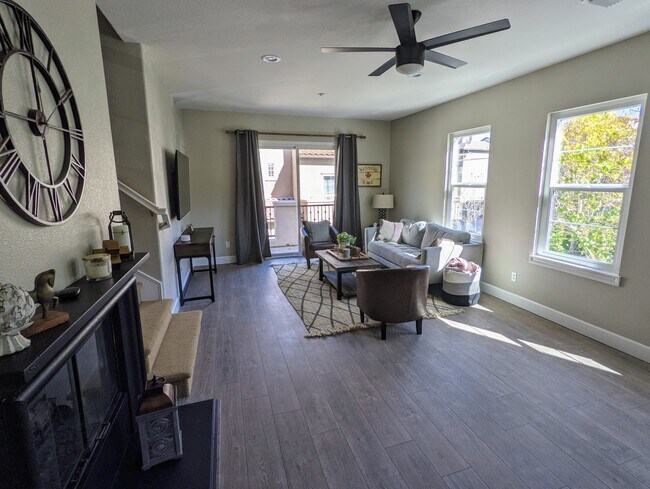 Spacious Open Living Area - 16918 Vasquez Way