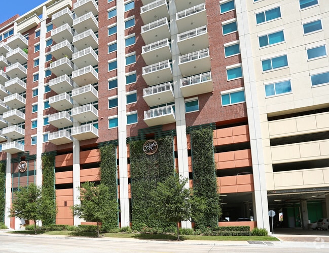 The Fountains at Memorial City Apartments Houston, TX