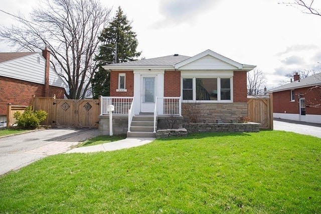 Primary Photo - 115 Clarendon Av