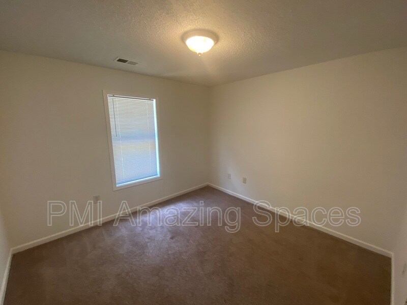 Building Photo - 104 Bryans Way