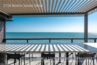 Building Photo - 2718 N Shore Dr