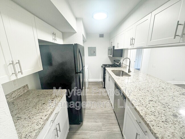 Building Photo - 4405 Treehouse Lane