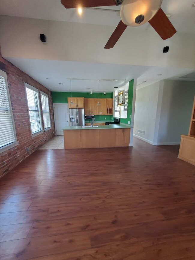 Building Photo - Awesome Downtown Moline Apartment Close to...