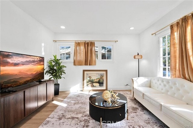 Building Photo - 1002 Hope St