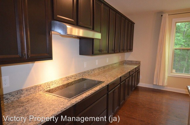 Building Photo - 5 br, 4.5 bath House - 109 Highland Mist Cir