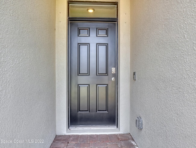 Foto del edificio - 7418 Tourmaline Dr