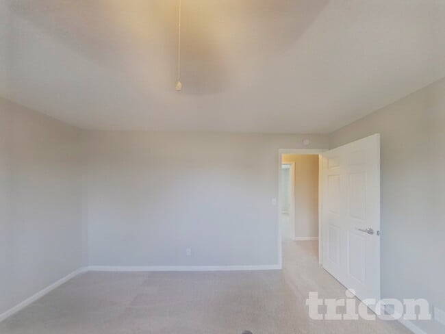 Building Photo - 1725 Doherty Rd