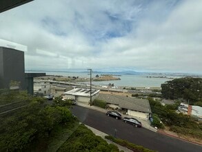 Building Photo - 721 Hillside Ave