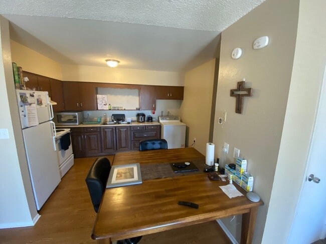 Photo - Cute 3 Bedroom Fourplex on Sunny Lane House