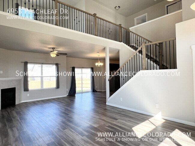 Building Photo - 6958 Peachleaf Dr