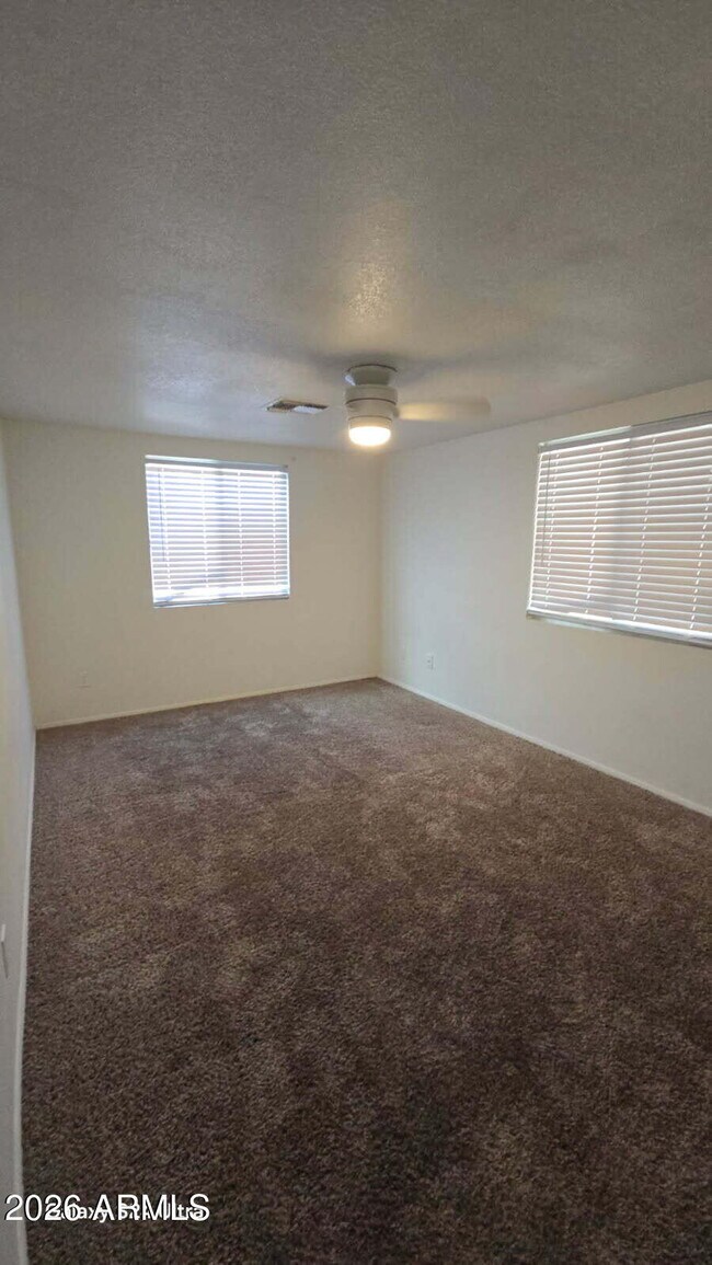 Foto del edificio - 1428 S 10th Ave