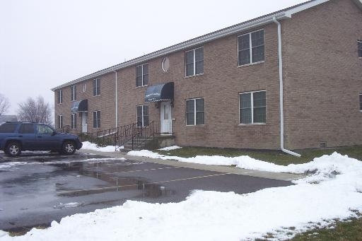 Building Photo - 103 E Bannon St