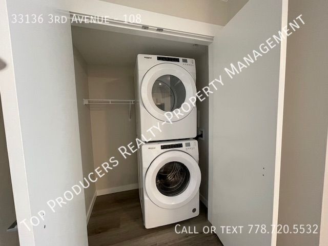 Building Photo - Ground Floor Studio Apartment