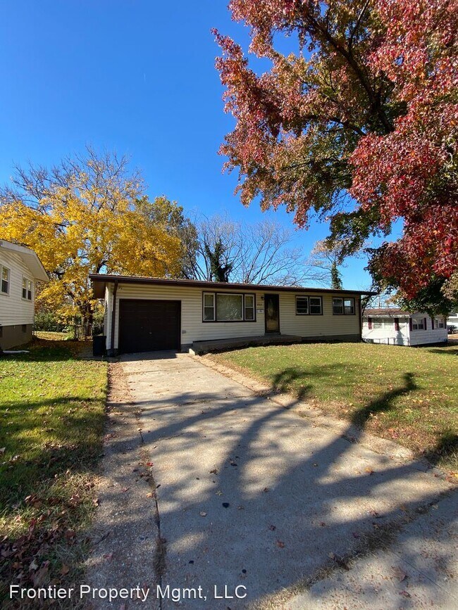 3 br, 1 bath House 8917 Ellison Dr House Rental in Jennings, MO