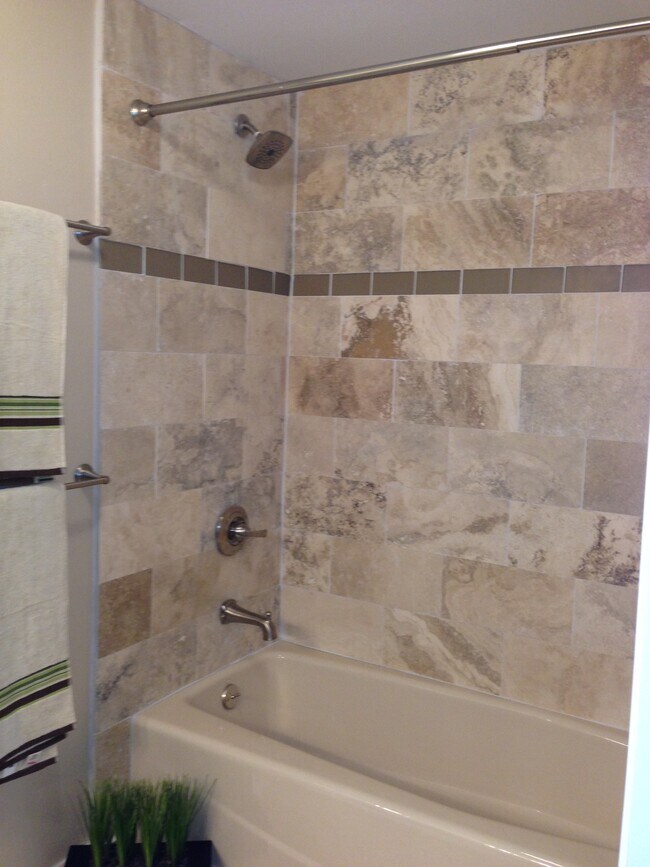 Foto del edificio - 4700 Dean Ct