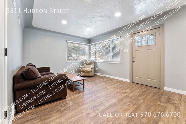 Building Photo - 3611 Hudson St