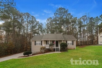 Building Photo - 213 Martins COurt