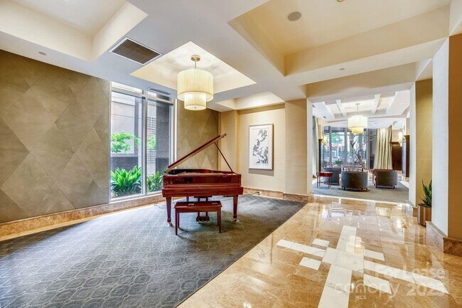 Foto del edificio - 230 S Tryon St