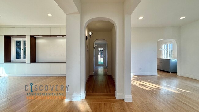 Building Photo - Classic North Berkeley Home with ADU