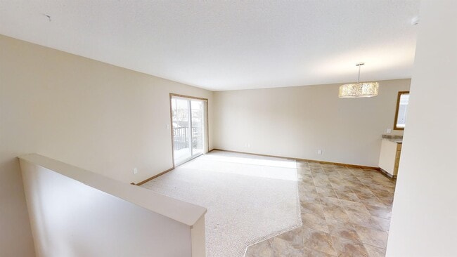 Building Photo - 9907-99109 109 Ave